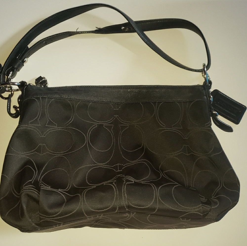 Coach shoulder bag